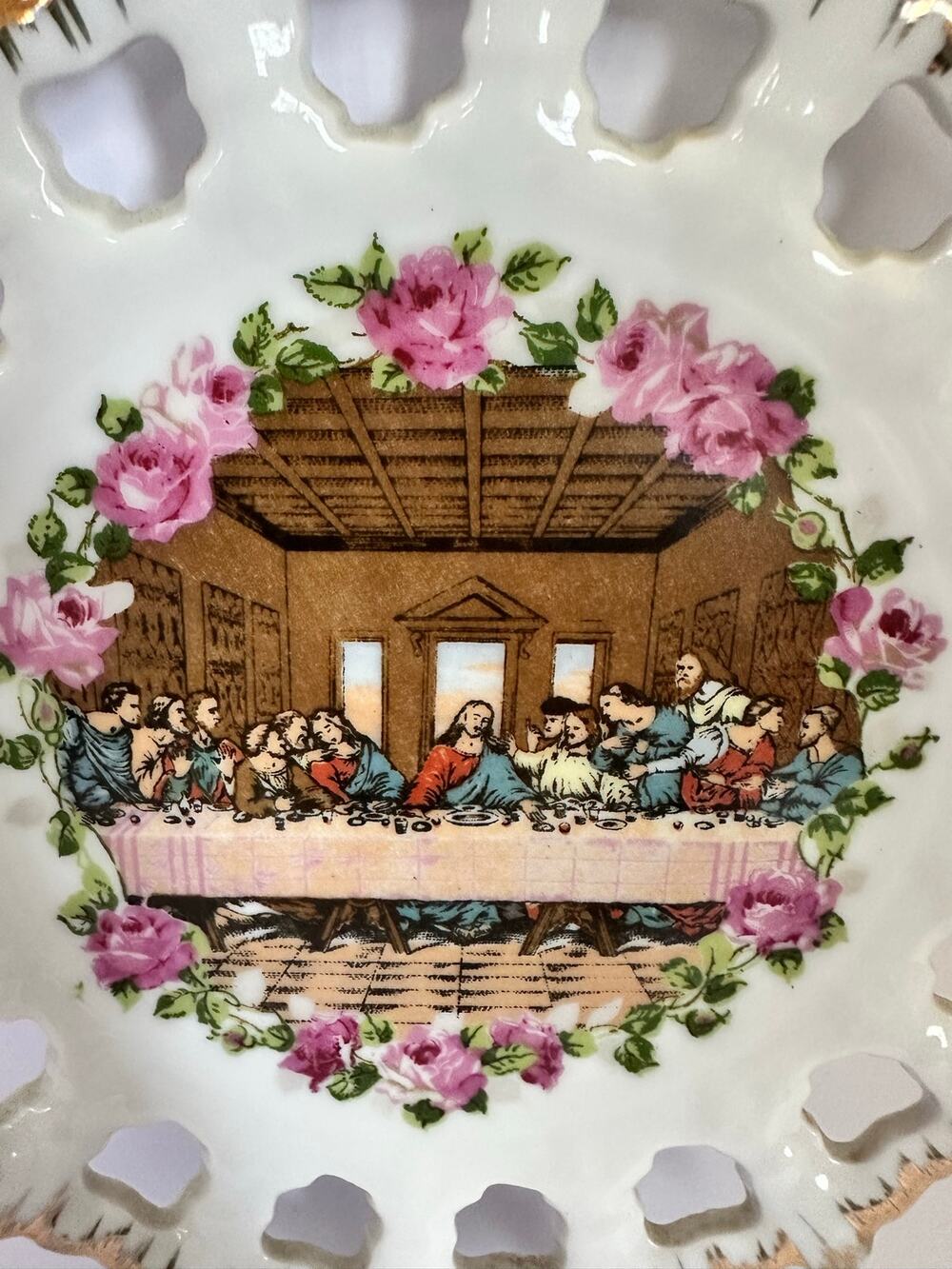 Vintage Bavaria Tirschenreuth Last Supper Wall Plate Pink Roses Gold T1832